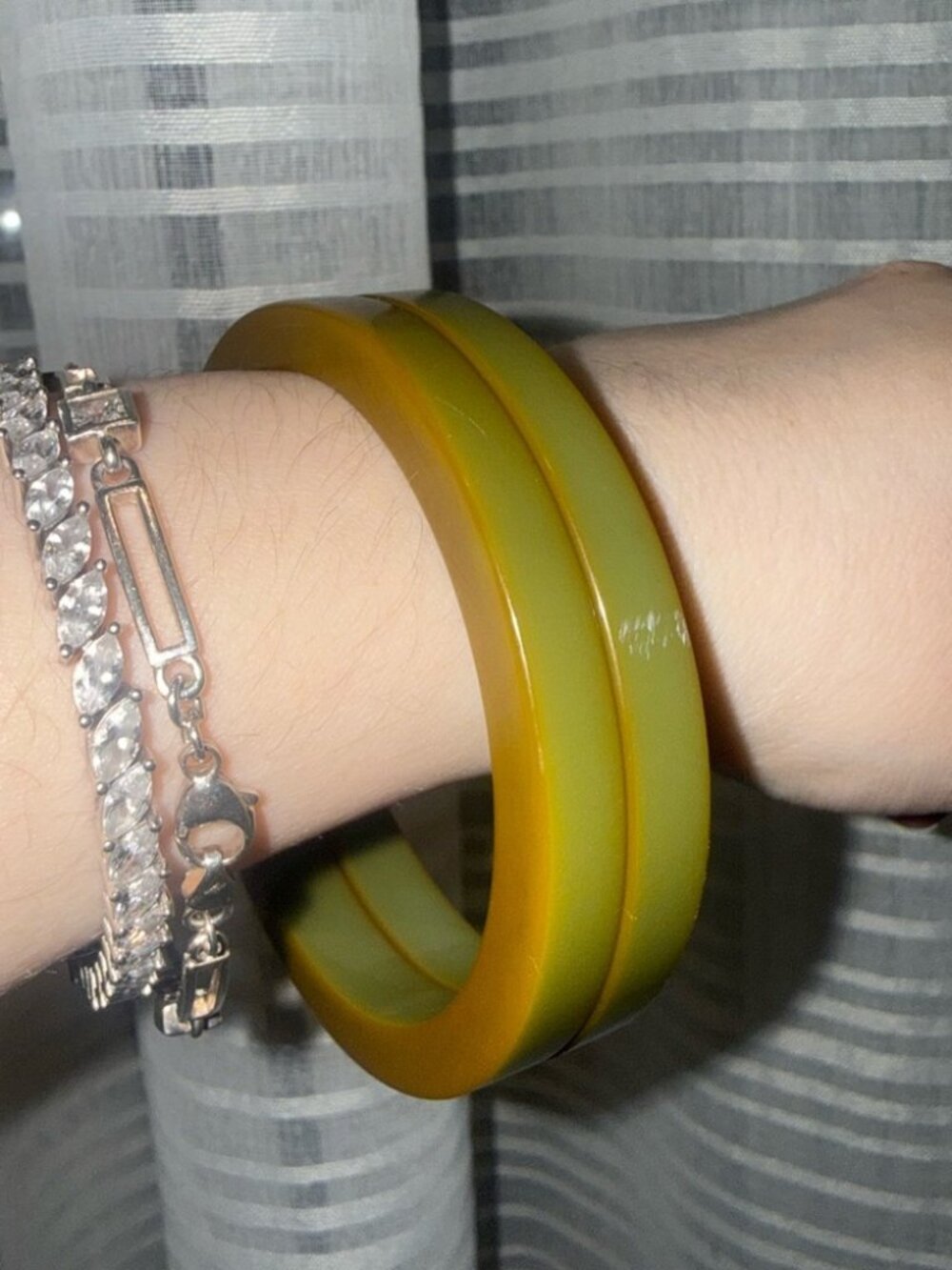 Authentic Green Vintage Midcentury Bakelite Bangle Bracelets Set of 2